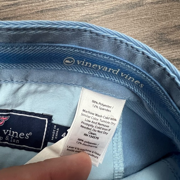 Vineyard Vines Cornflower Blue Performance Pants 42x32 - Picture 6 of 7